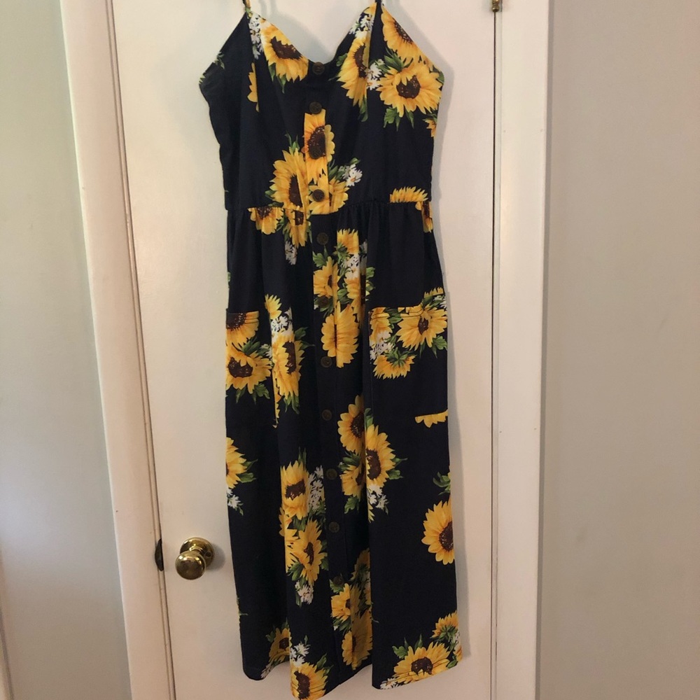 FUN Sunflower Dress, M/L